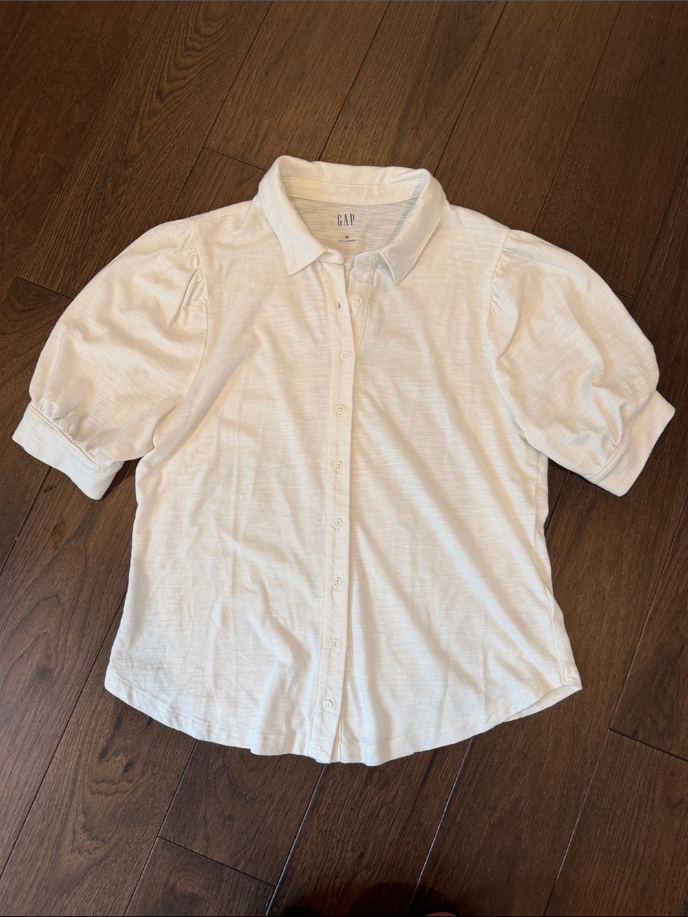 GAP Women’s White Button-Front Puff Sleeve Shirt Size Medium - C4-117